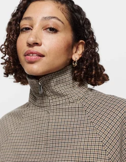 ELIZA BOMBER