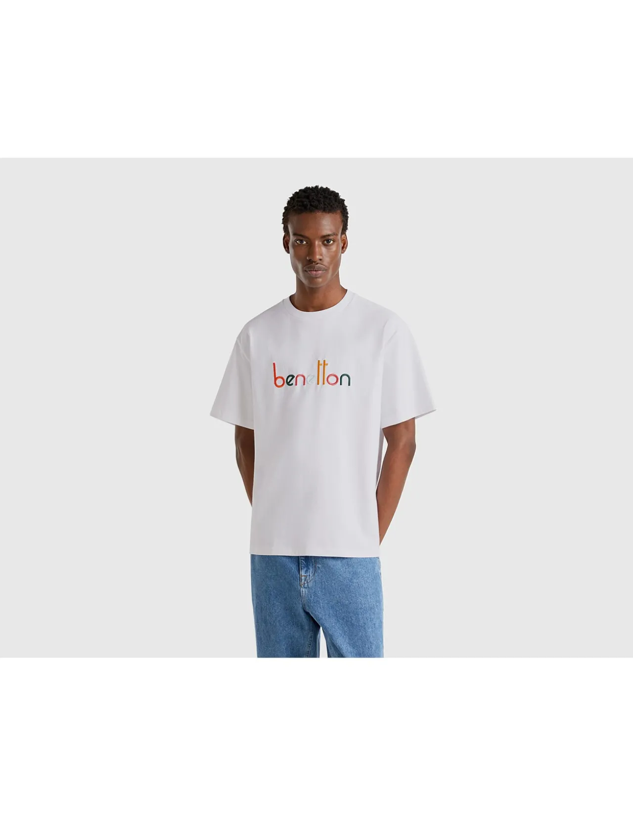 EMBROIDERY LOGO SHORT SLEEVE T-SHIRT