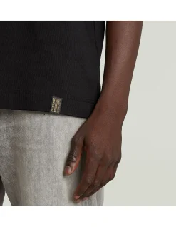 Essential R T-shirt