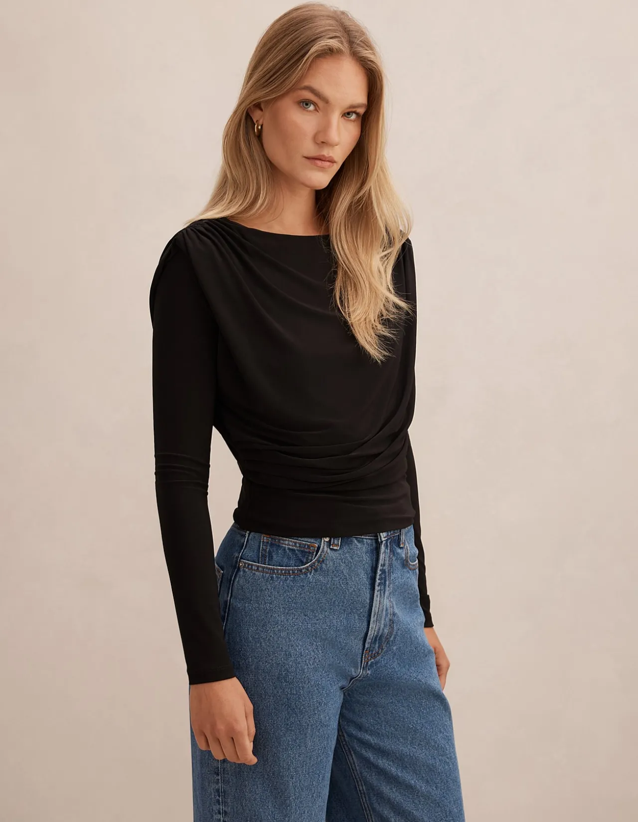 ESTELLE BUBBLE WAIST LONG SLEEVES TOP