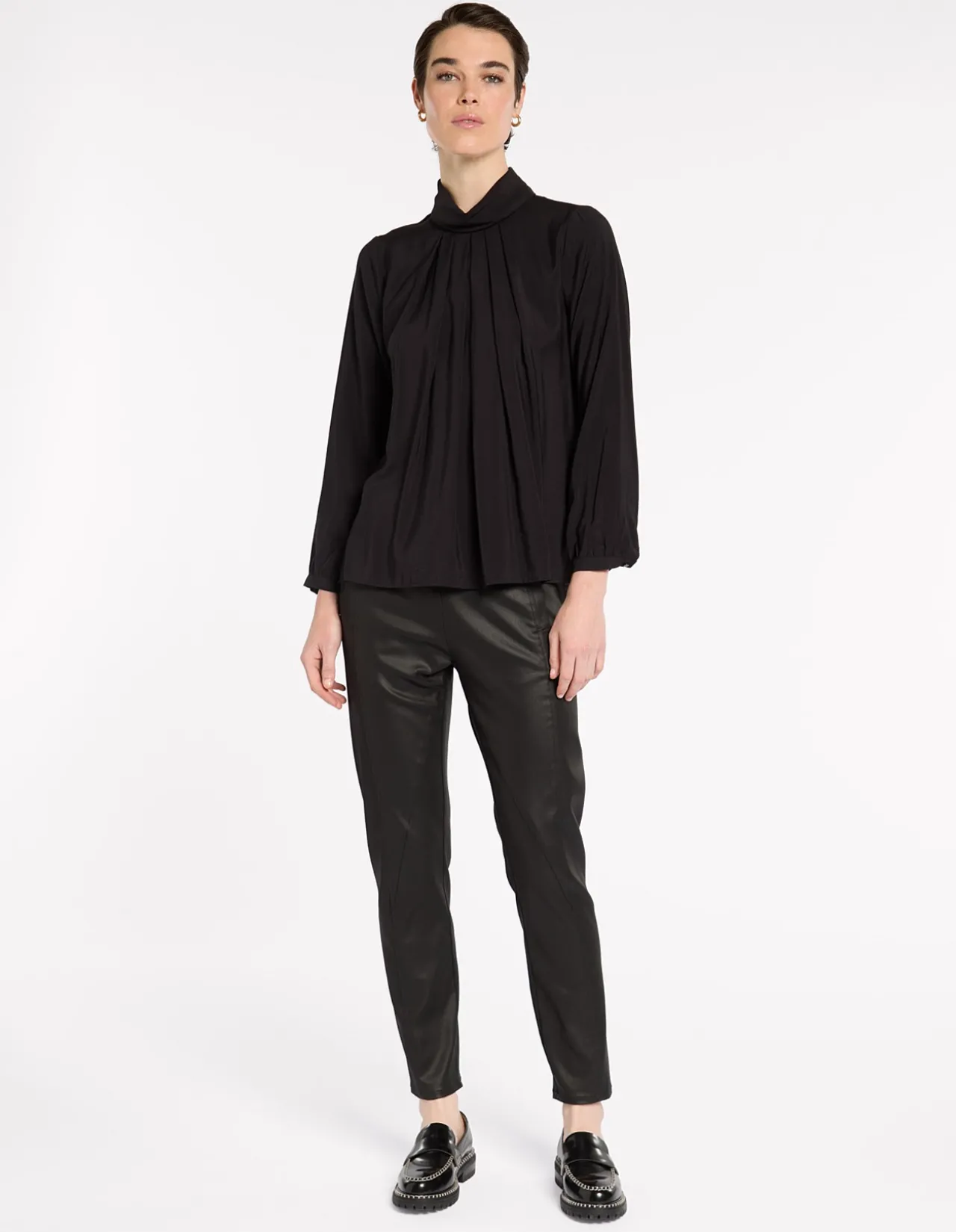 ETERNAL PLEAT TOP