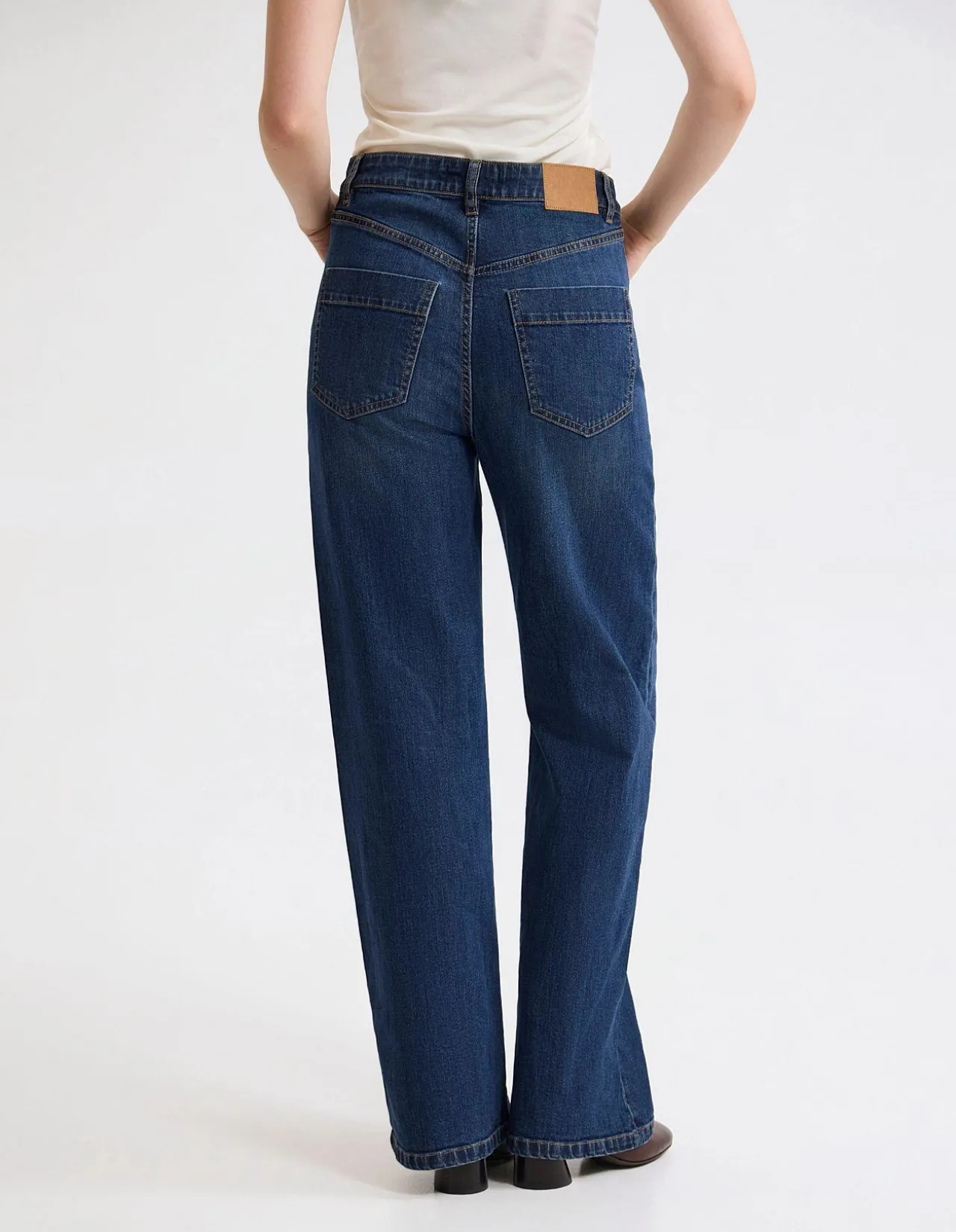 FARAH STRETCH DENIM JEANS