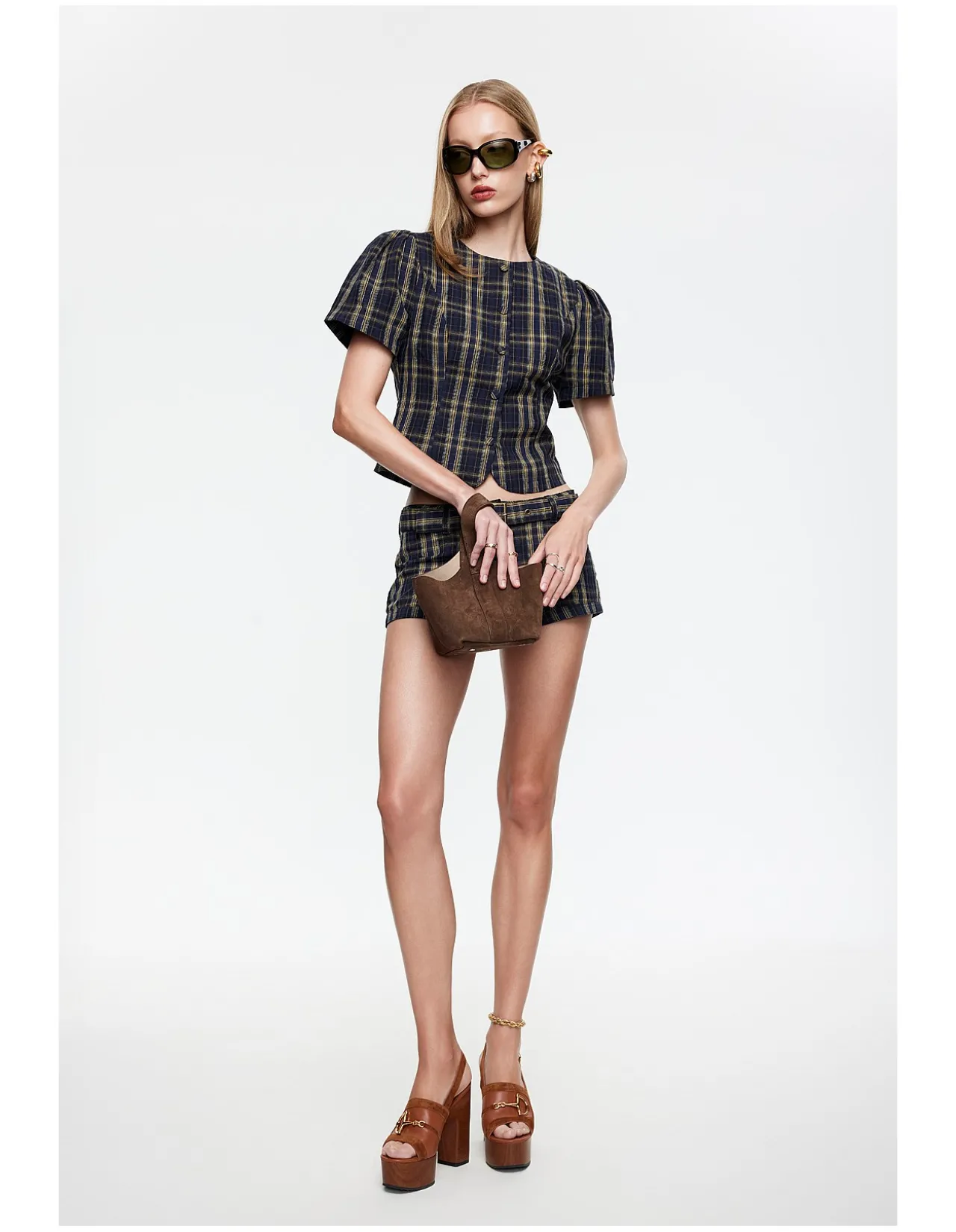 Femme Plaid Puff Sleeve Blouse