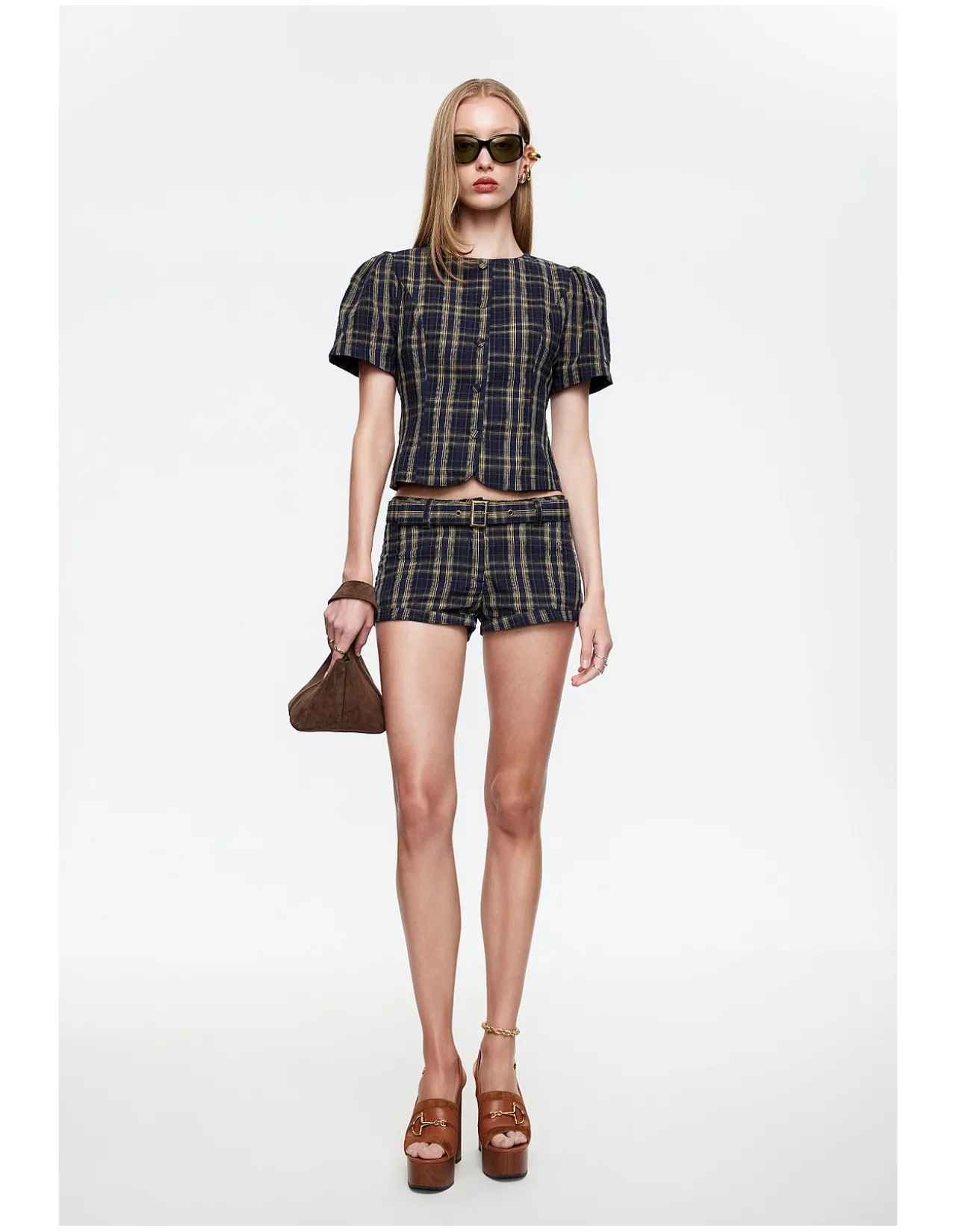 Femme Plaid Puff Sleeve Blouse