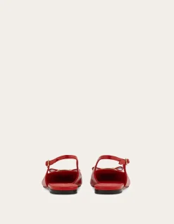 FLAT SLINGBACK WITH VARA BUCKLE