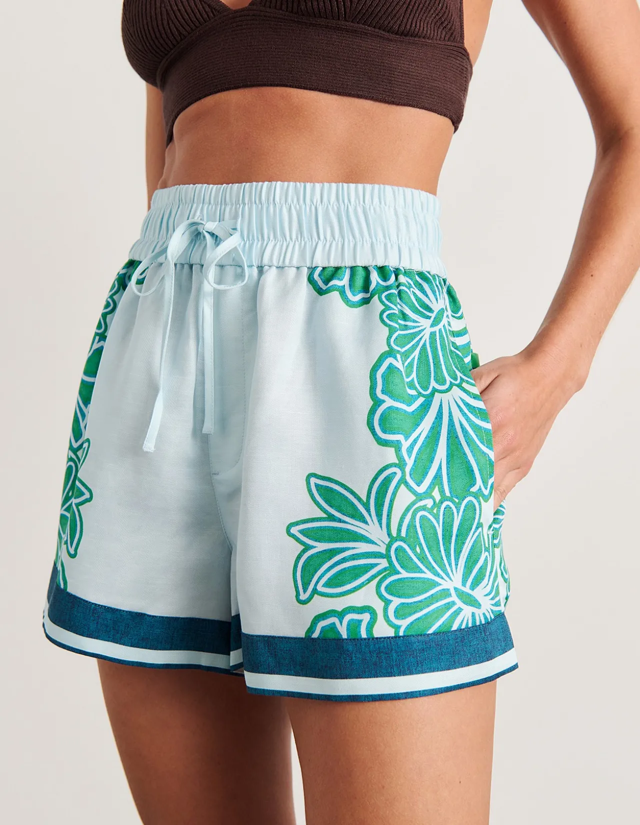 FLORA STRIPED SHORT
