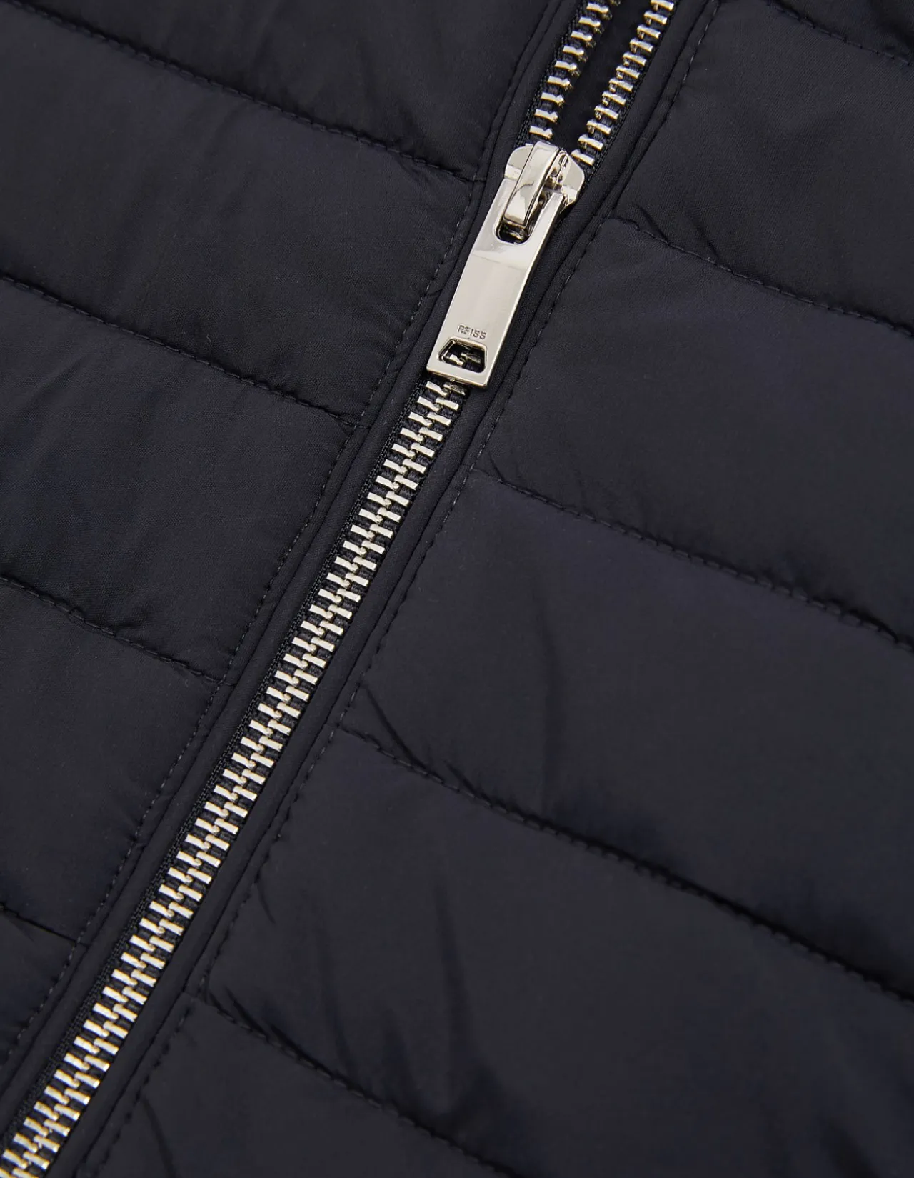 FREDDIEINTERLOCK QUILTED FUNNEL HYBRID JACKET