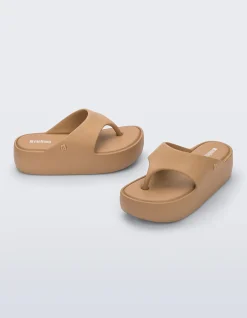FREE PLATFORM THONG