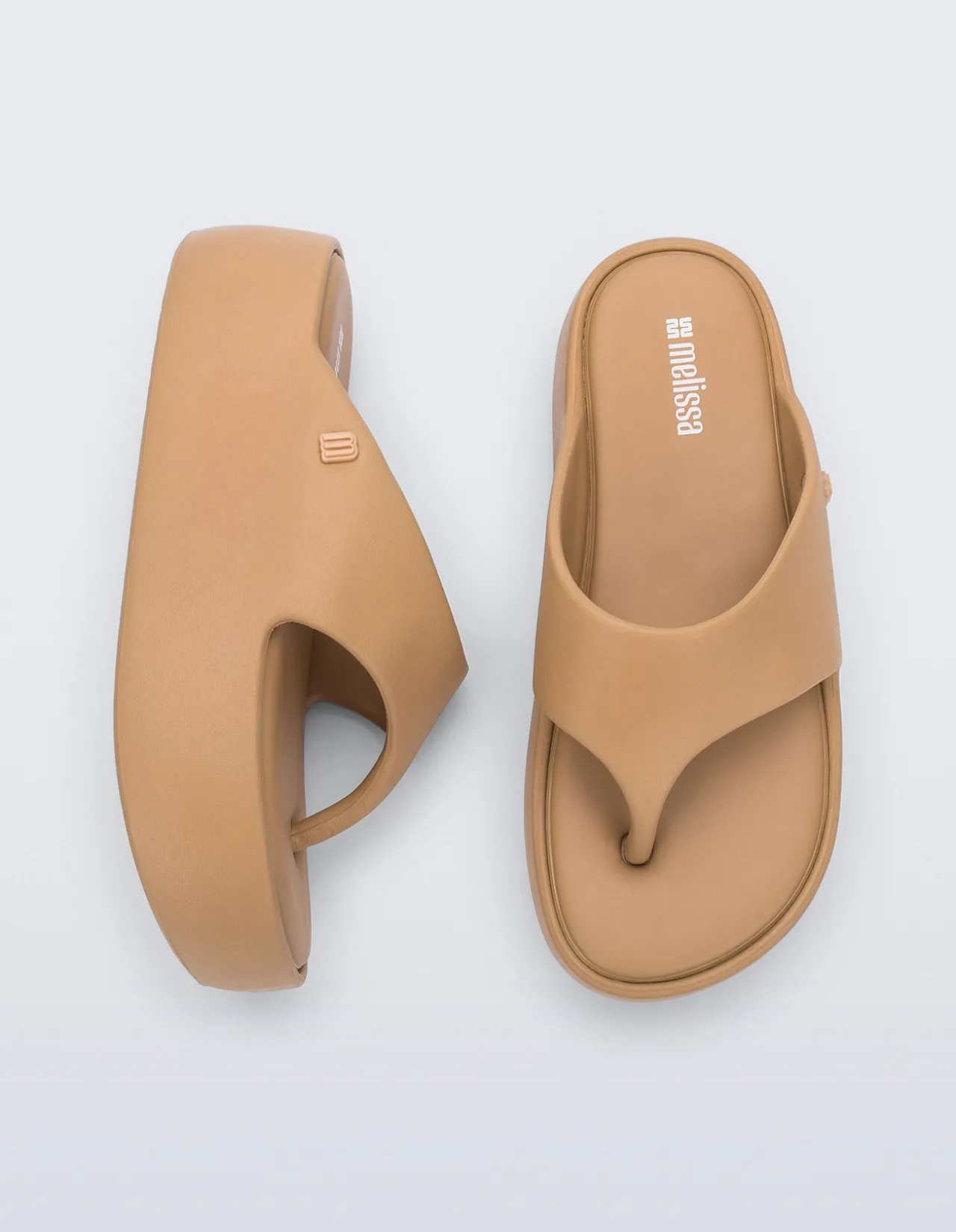 FREE PLATFORM THONG