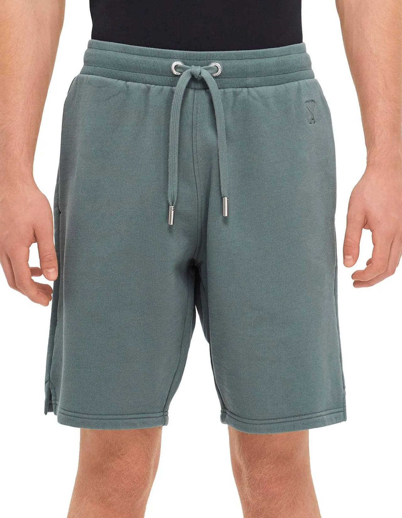Garment Dye Short with Ami de Coeur Motif