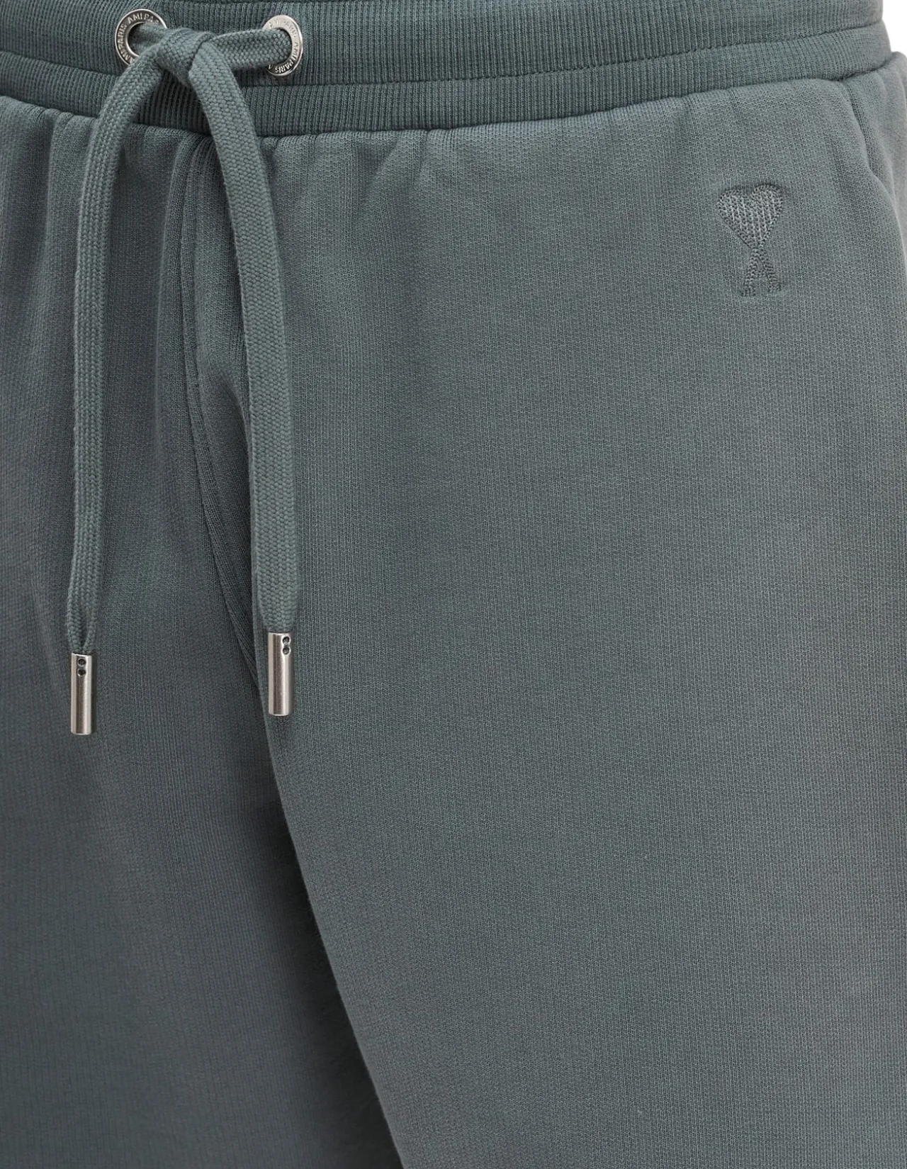 Garment Dye Short with Ami de Coeur Motif