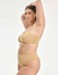 Gravity-Defying Strapless Bra