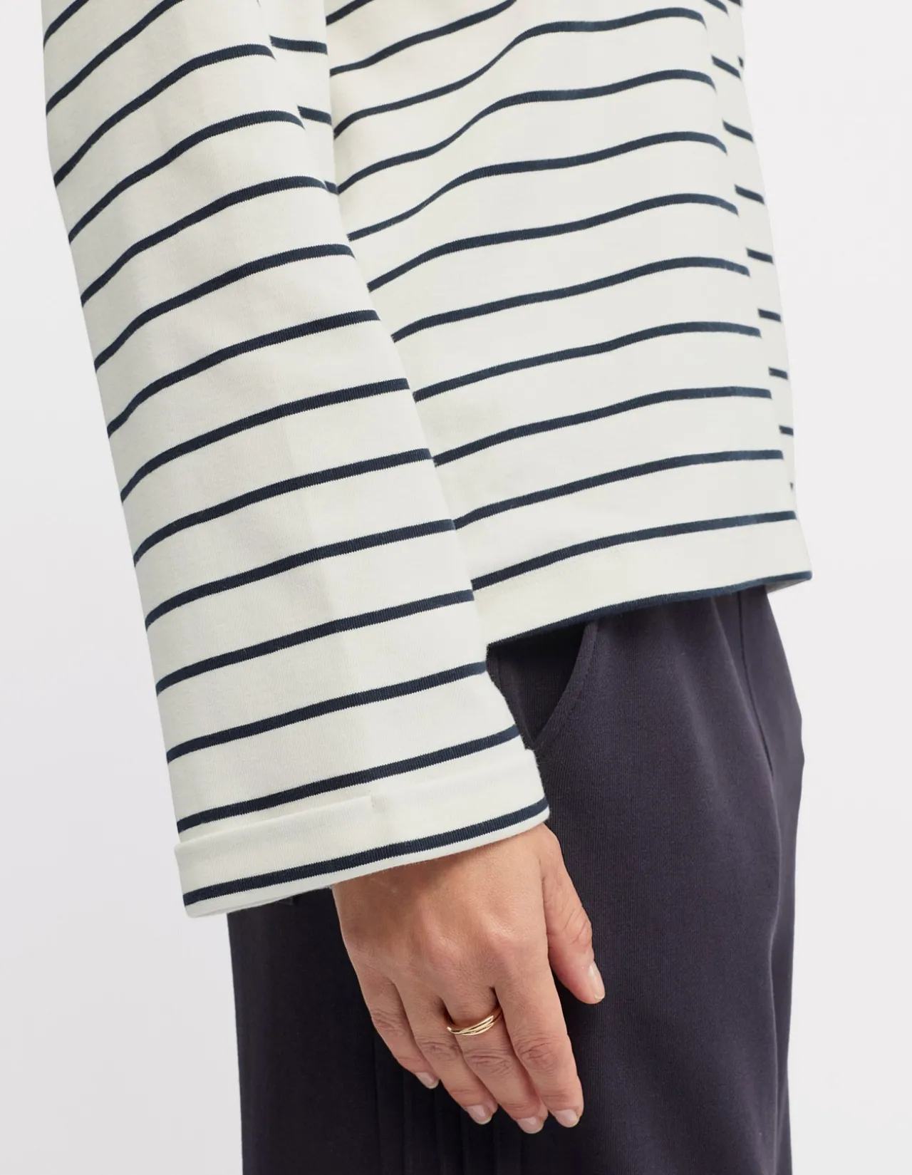 HALCYON STRIPED LONG SLEEVE TEE