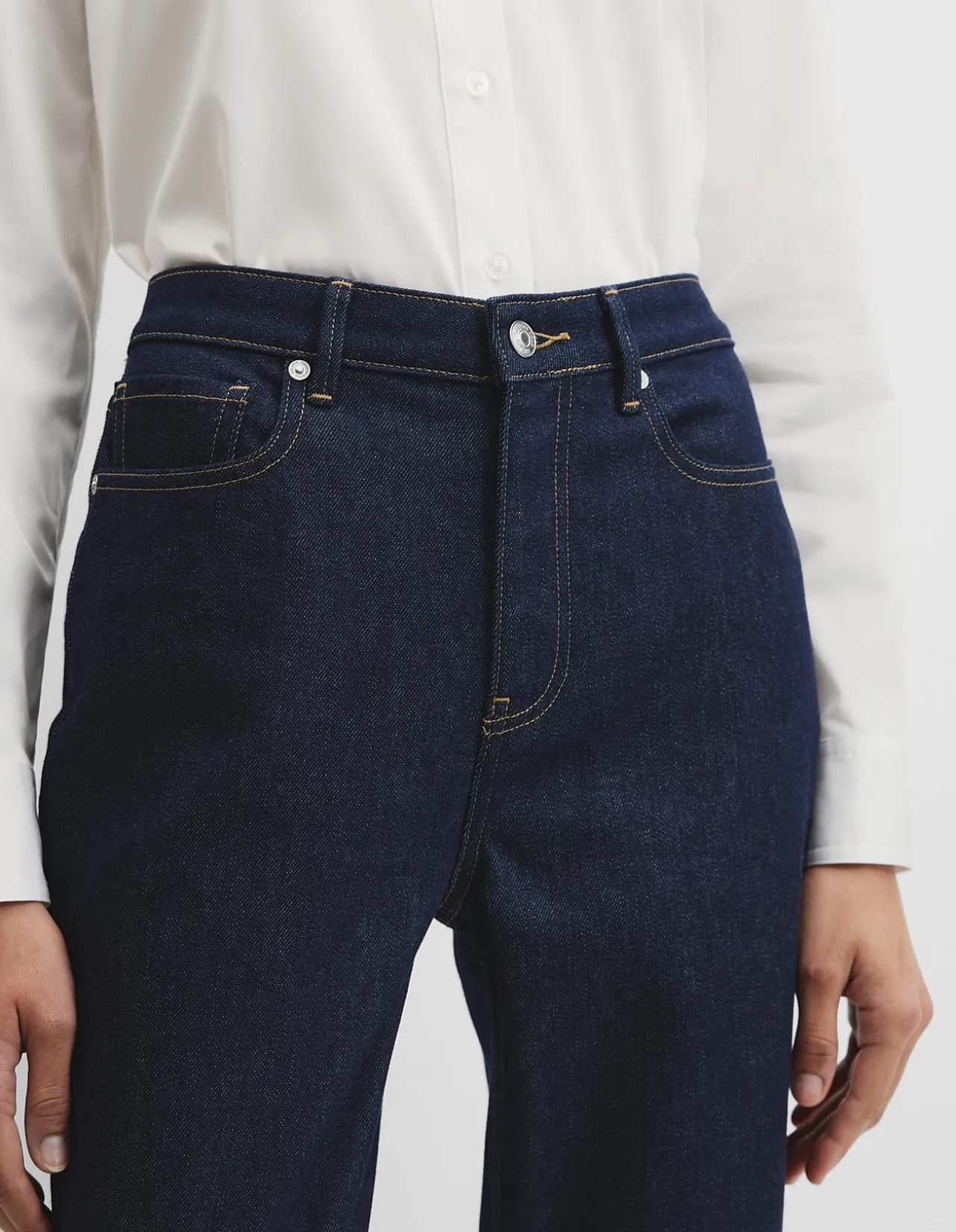 High Rise Slim Comfort Stretch Denim Jean