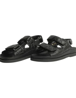 HIRANNI SANDAL