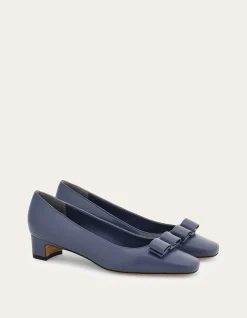 ICONIC BOW PUMP