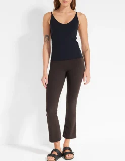In Motion Pocket Cropped Flare
