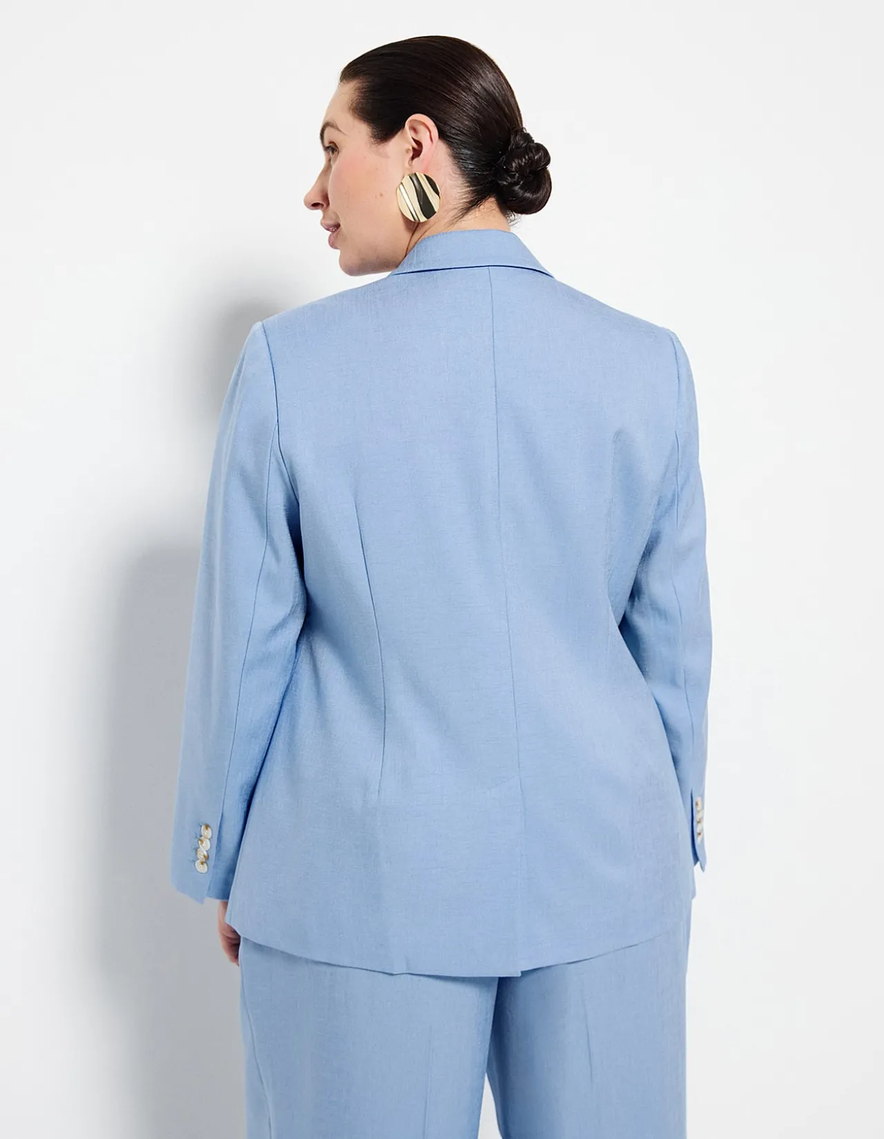 ISABEL BLAZER