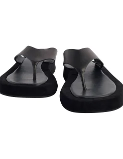 IVES SANDAL