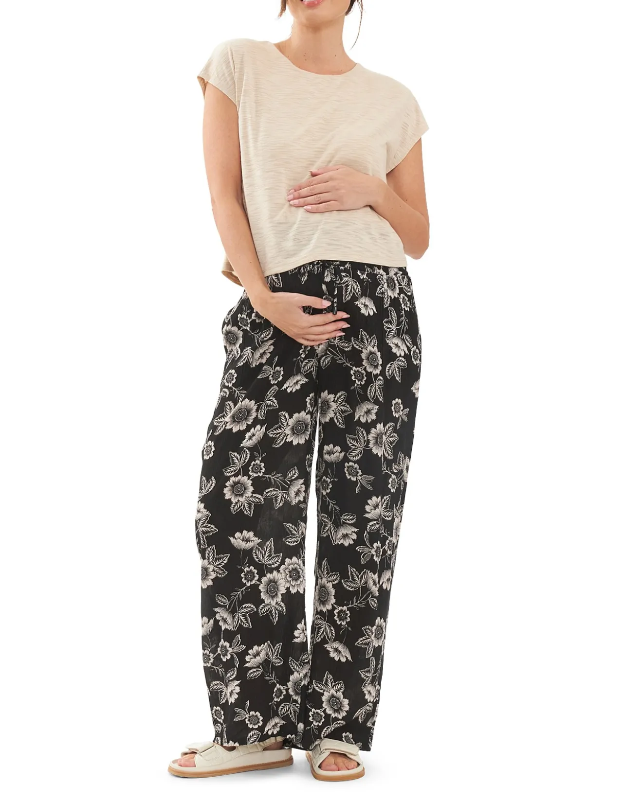 Jazmin Nursing Tee with Lift-Up Access
