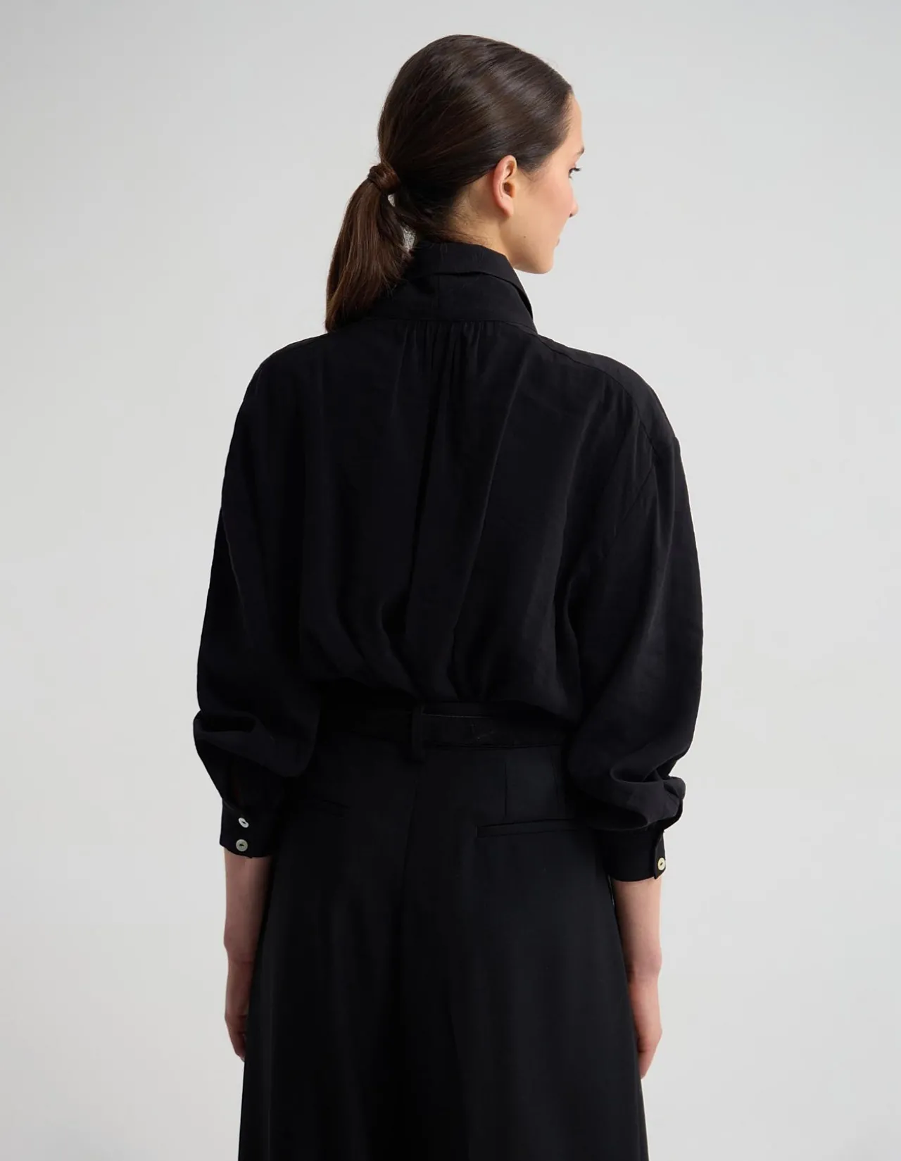 JENNA RAYON BLEND SCARF NECK TOP