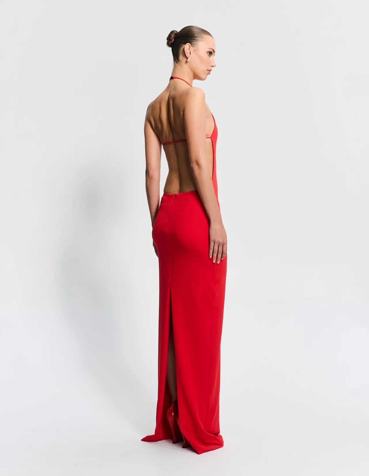 JETT GOWN