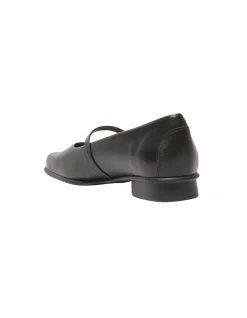 KATRINA FLAT