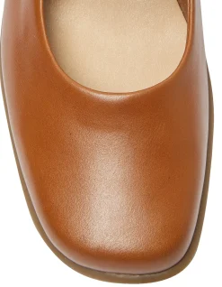 KATRINA FLAT