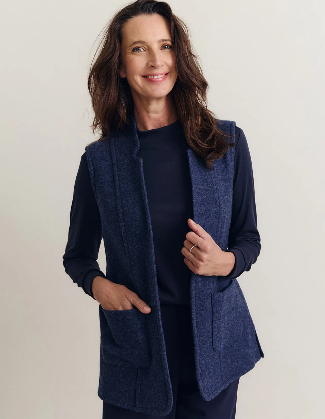 KELA VEST