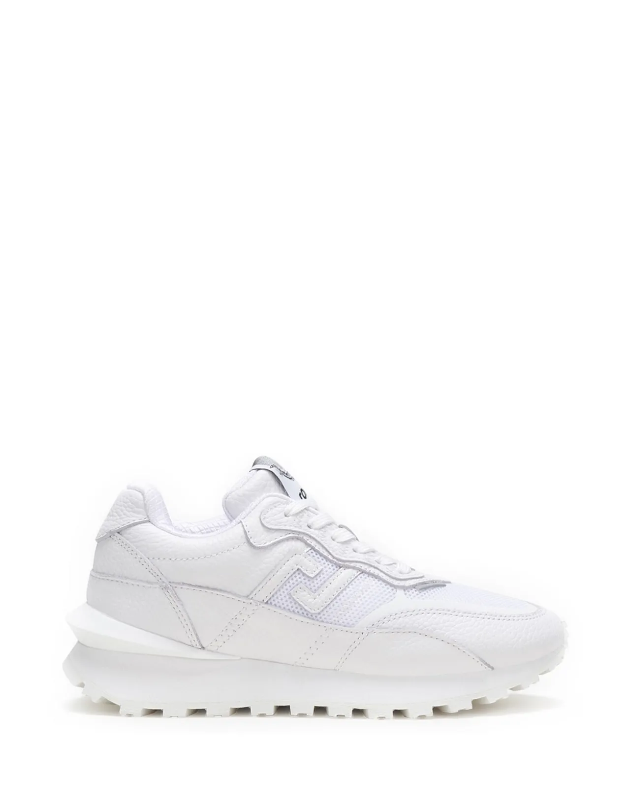 Kentu All White Shoes