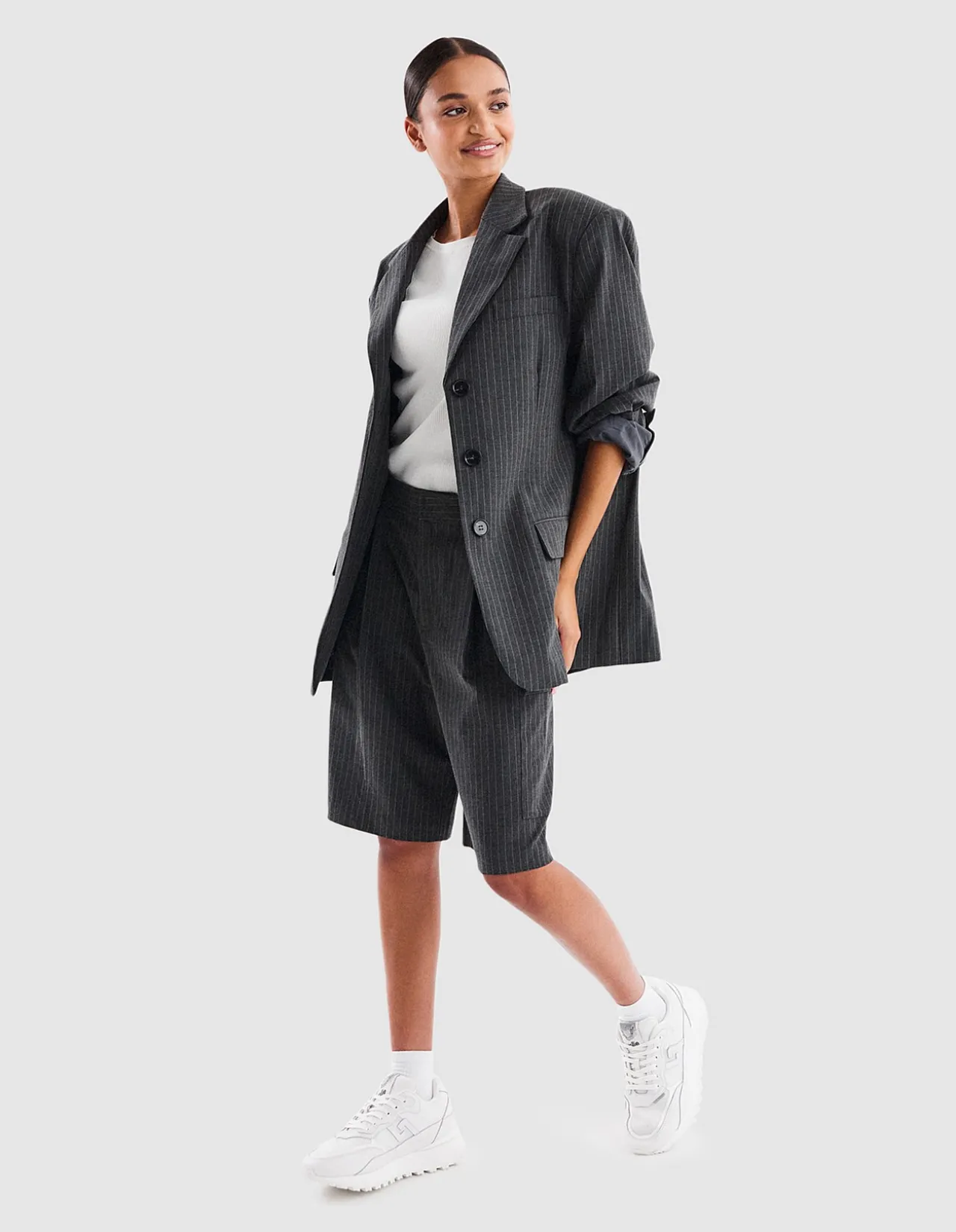 Kentu All White Shoes