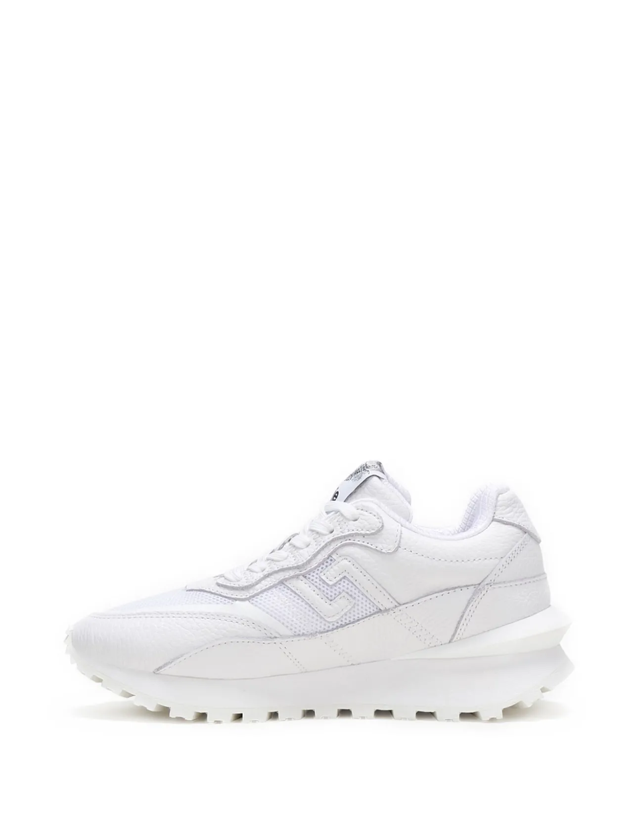 Kentu All White Shoes