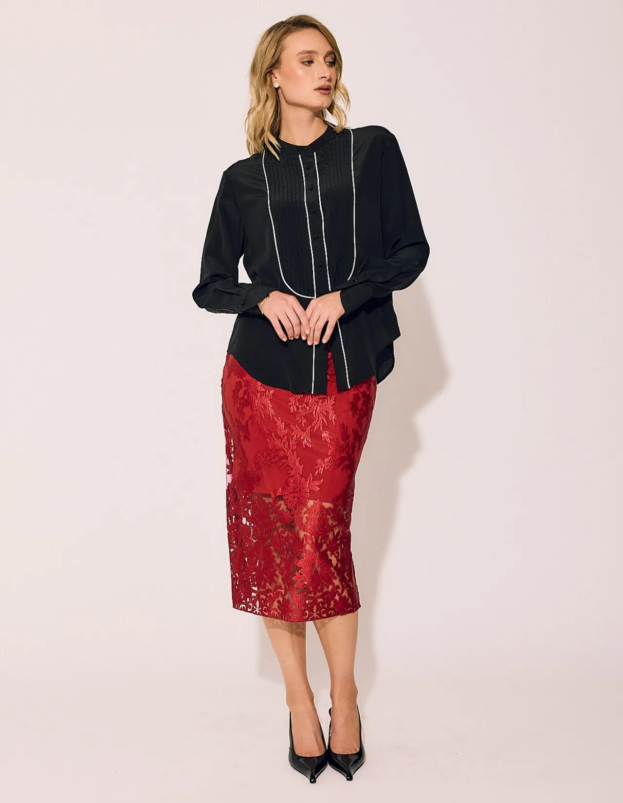 LACE SKIRT CRIMSON ROSE