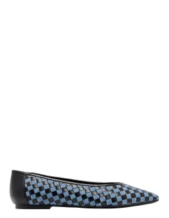 LARGO FLAT