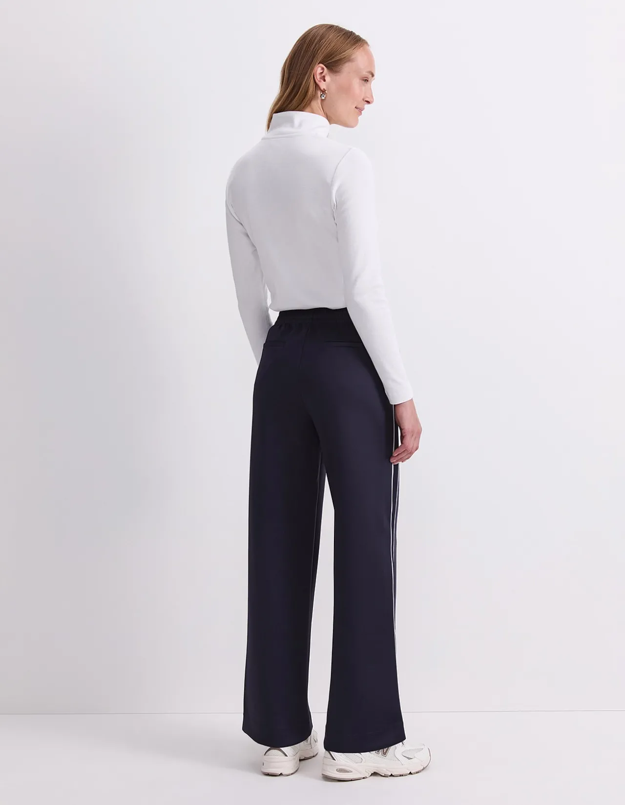 LINA TRACK PANT
