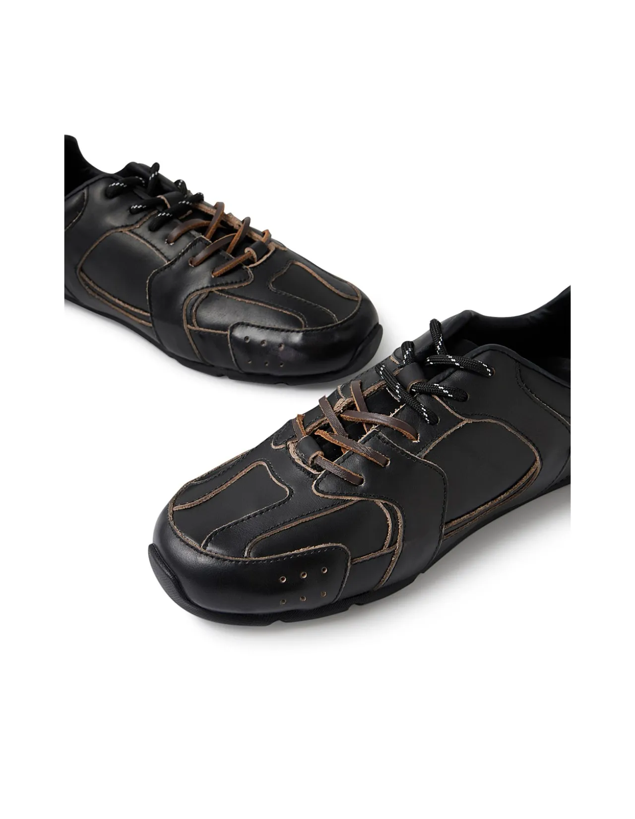 Lissel Contrast Stitch Leather Sneakers