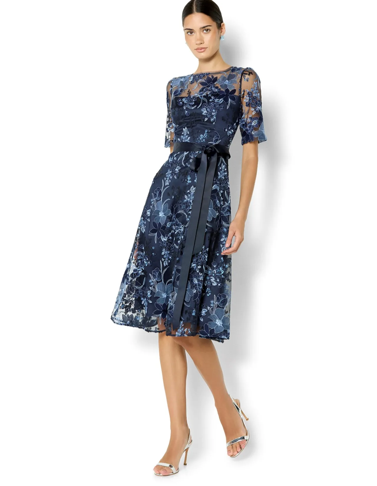 LOREN LACE DRESS