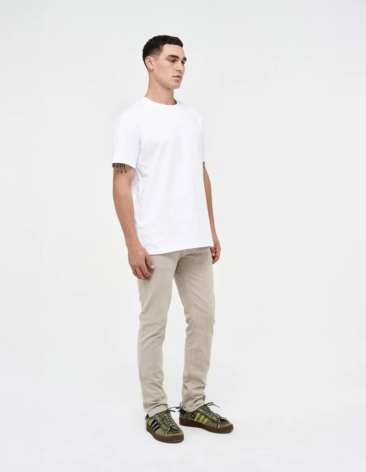 Lou Slim Twill Stretch Slim Leg Jeans