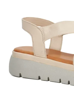 LOUNGE SANDAL