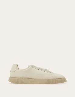 LOW TOP SNEAKER