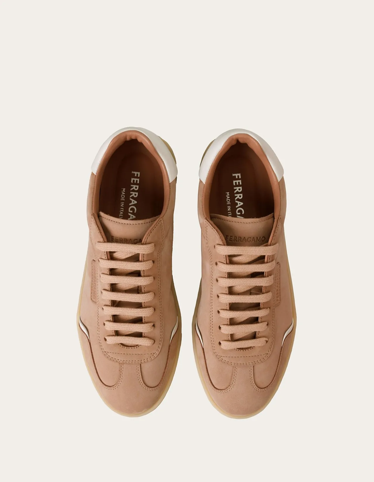 LOW-TOP SNEAKER