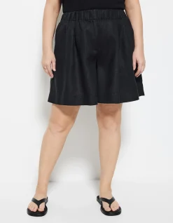 LUCIE SHORT