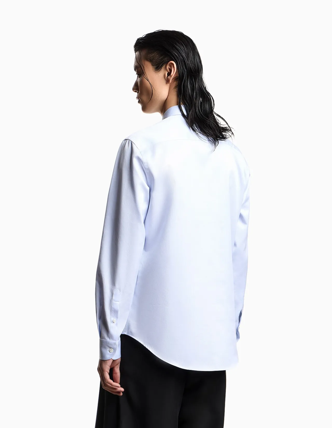 Man's Long sleeve collared business shirt