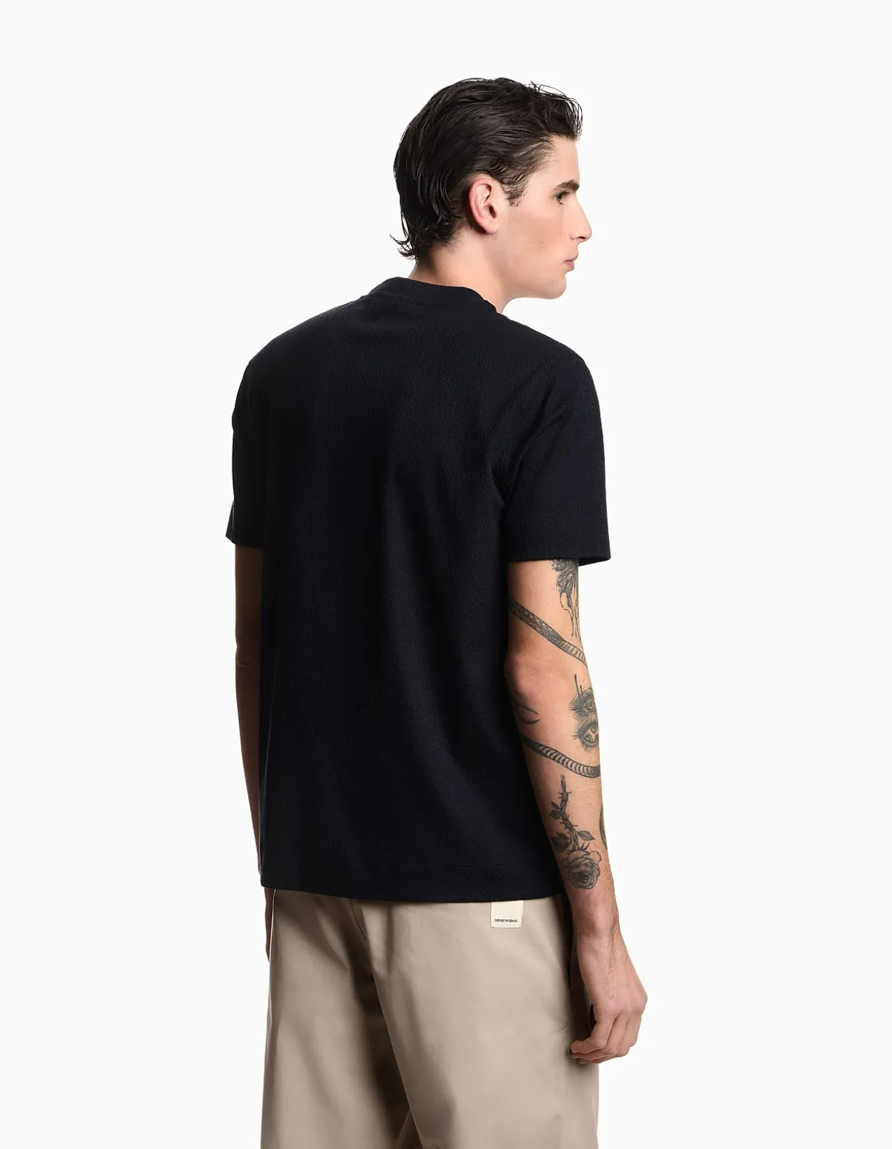 MAN'S T-SHIRT