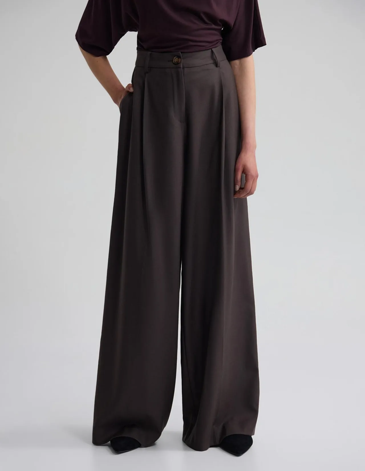 MARGOT PURE WOOL PANT