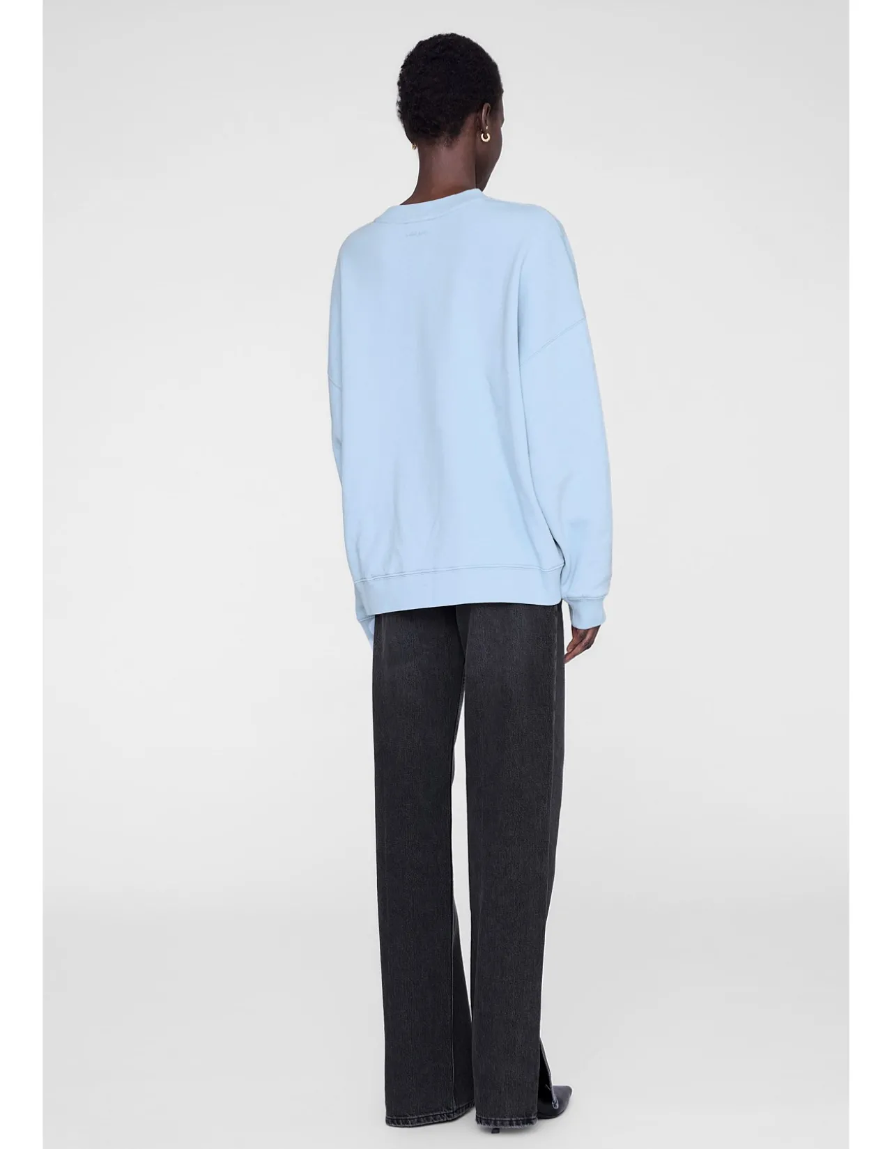 MILES CREWNECK SWEATSHIRT