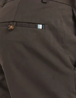 Mills Straight Leg Chino Pant