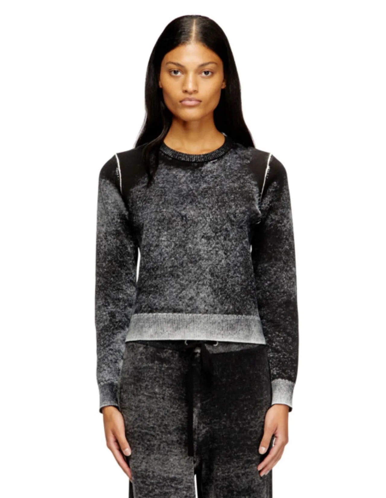 M-LOVRE CREWNECK SWEATER