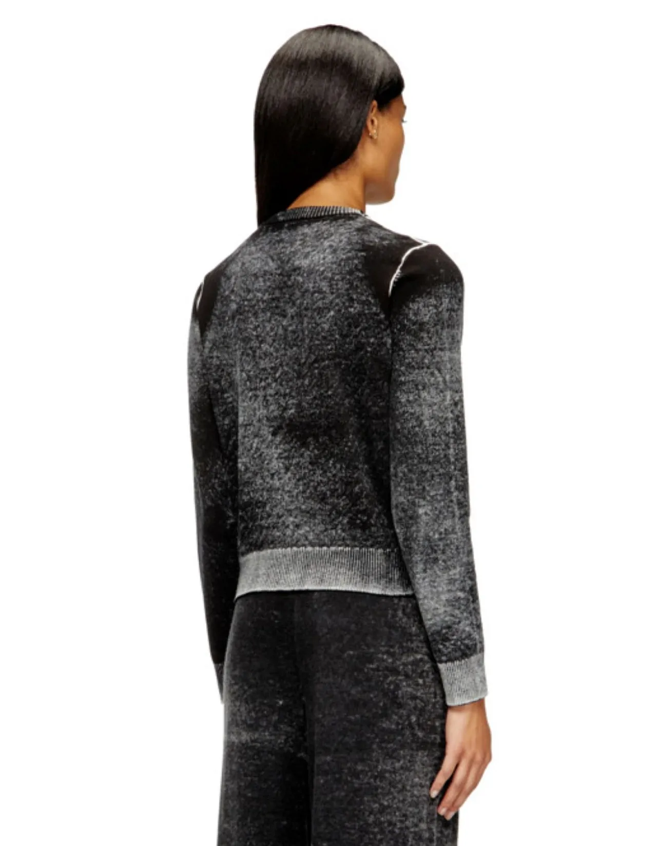 M-LOVRE CREWNECK SWEATER