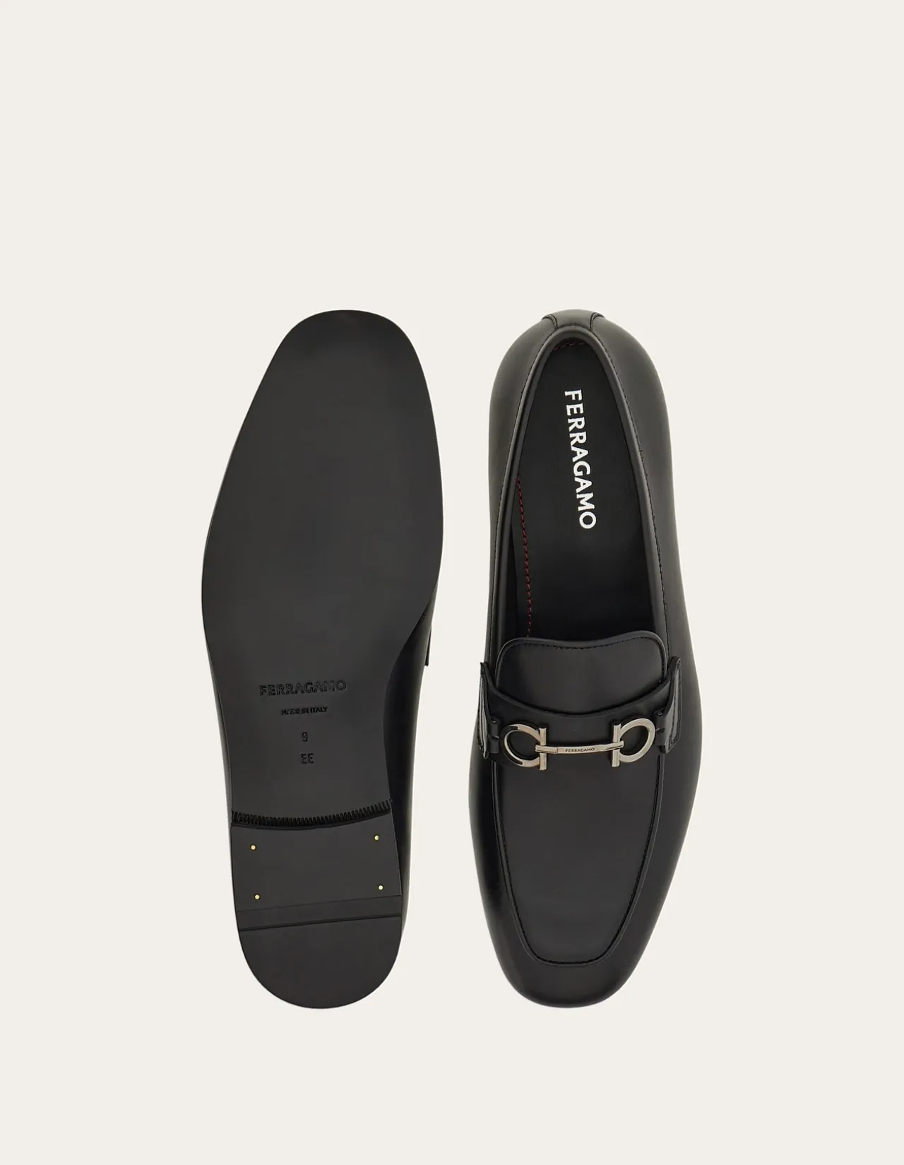 MOCCASIN WITH GANCINI ORNAMENT
